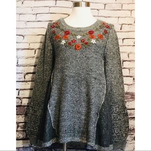 Embroidered Flower Grey Sweater